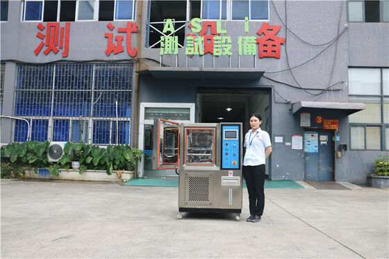 Mała komora o stałej temperaturze i wilgotności