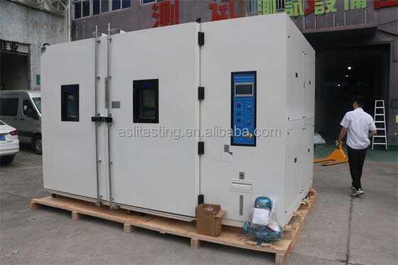 Wchodzenie do pomieszczenia badania środowiskowego Wchodzenie do pomieszczenia badania klimatu