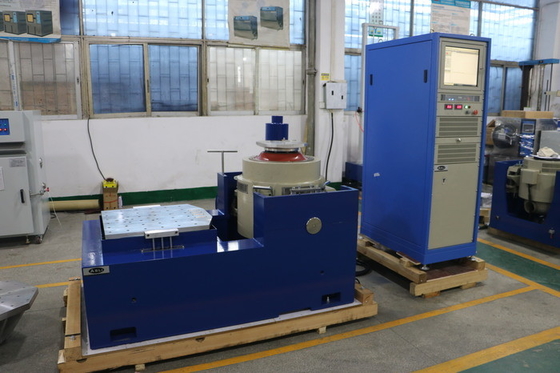 Połączony elektrodynamiczny system wibracyjny w zakresie temperatury i wilgotności dla elektroniki PCB