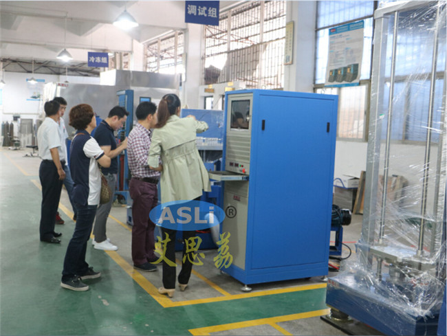 Horizontal vibration test equipment with air cooling — front view